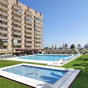 espectacular-piso-en-primera-linea-de-playa-fuengirola.1costadelsol.com/