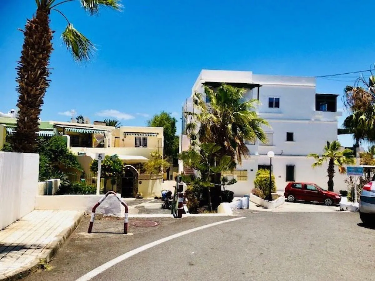 Apartment Alessandra With Sat- Tv & Wifi Only 200M From Playa Grande Puerto del Carmen